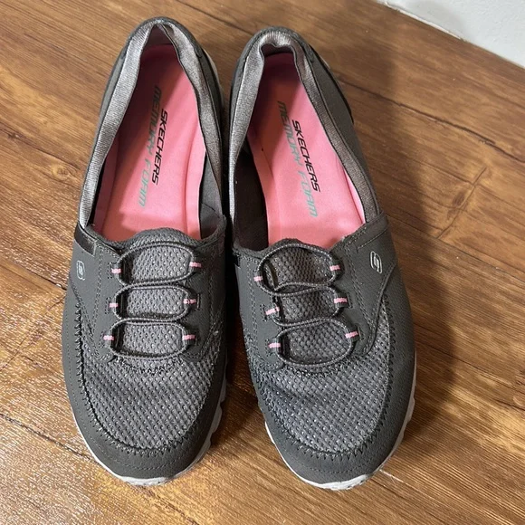 Skechers  Gray Pink Sparkles Lightweight Memory Foam Slip On Shoes Women's 11 - Picture 3 of 12